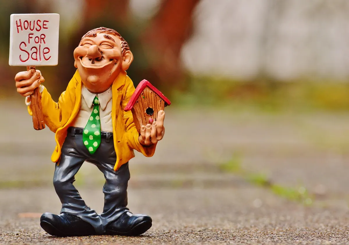 How Real Estate Agents Write Listings with AI (and What to Fix Manually)